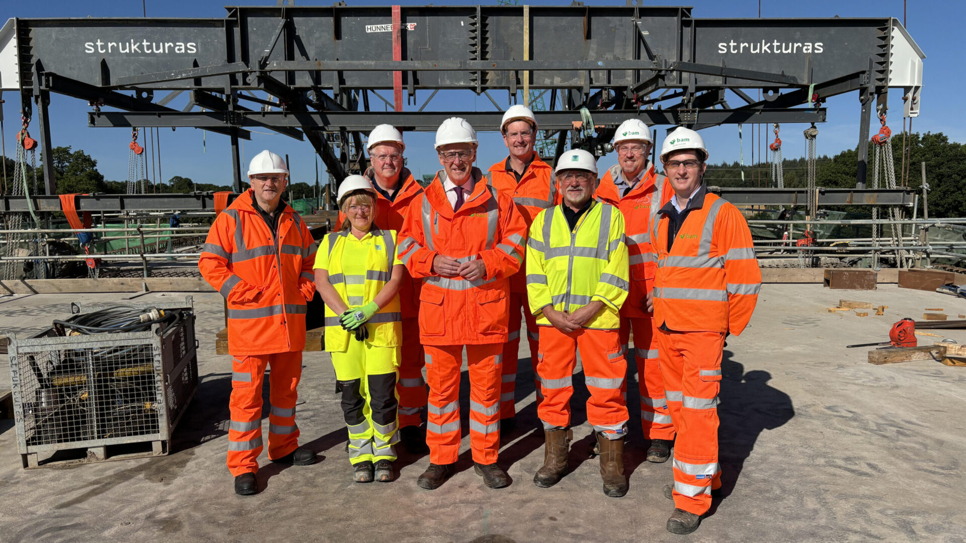 First Minister Visits Destiny Bridge in Perth
